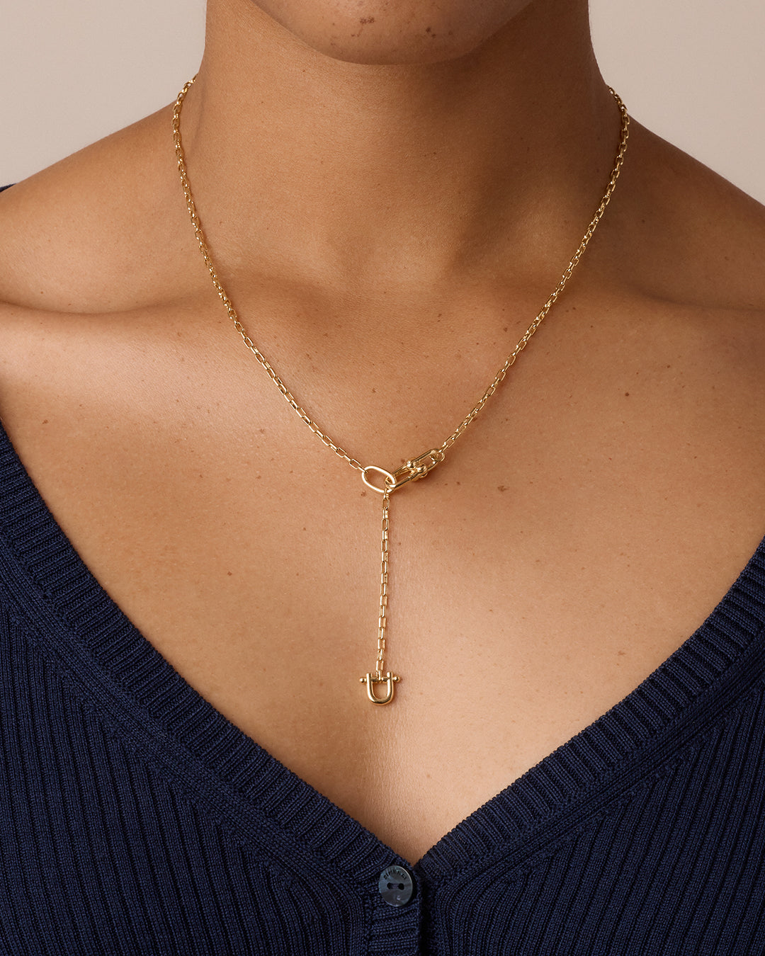 Atlas Delicate Lariat