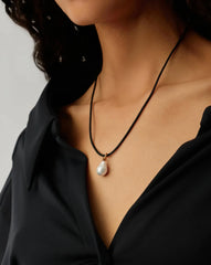 Baroque Pearl Cord Necklace | 18k Gold Vermeil/Pearl