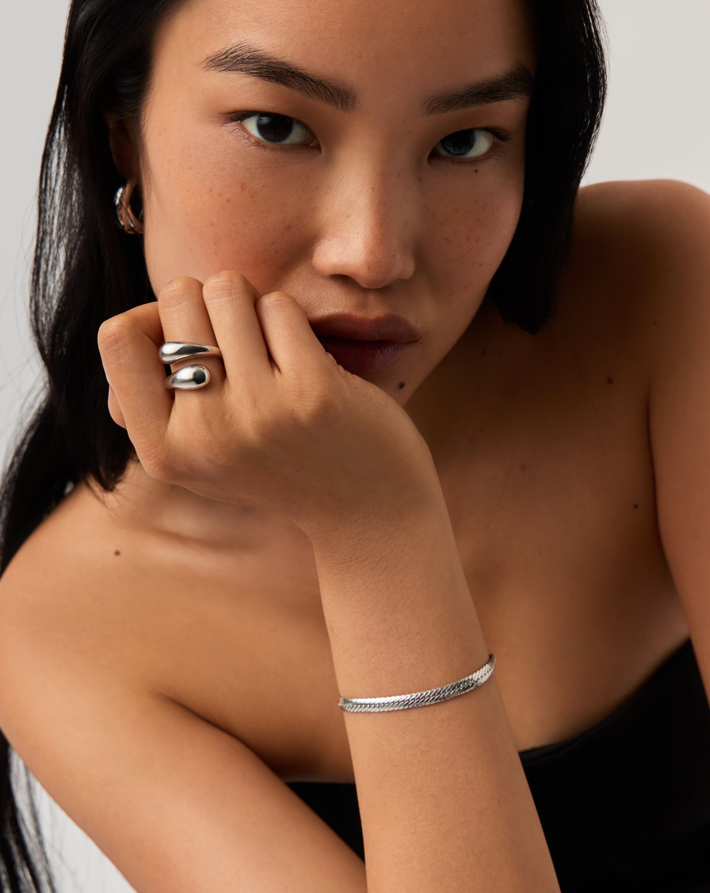 Savi Sculptural Crossover Ring | Sterling Silver